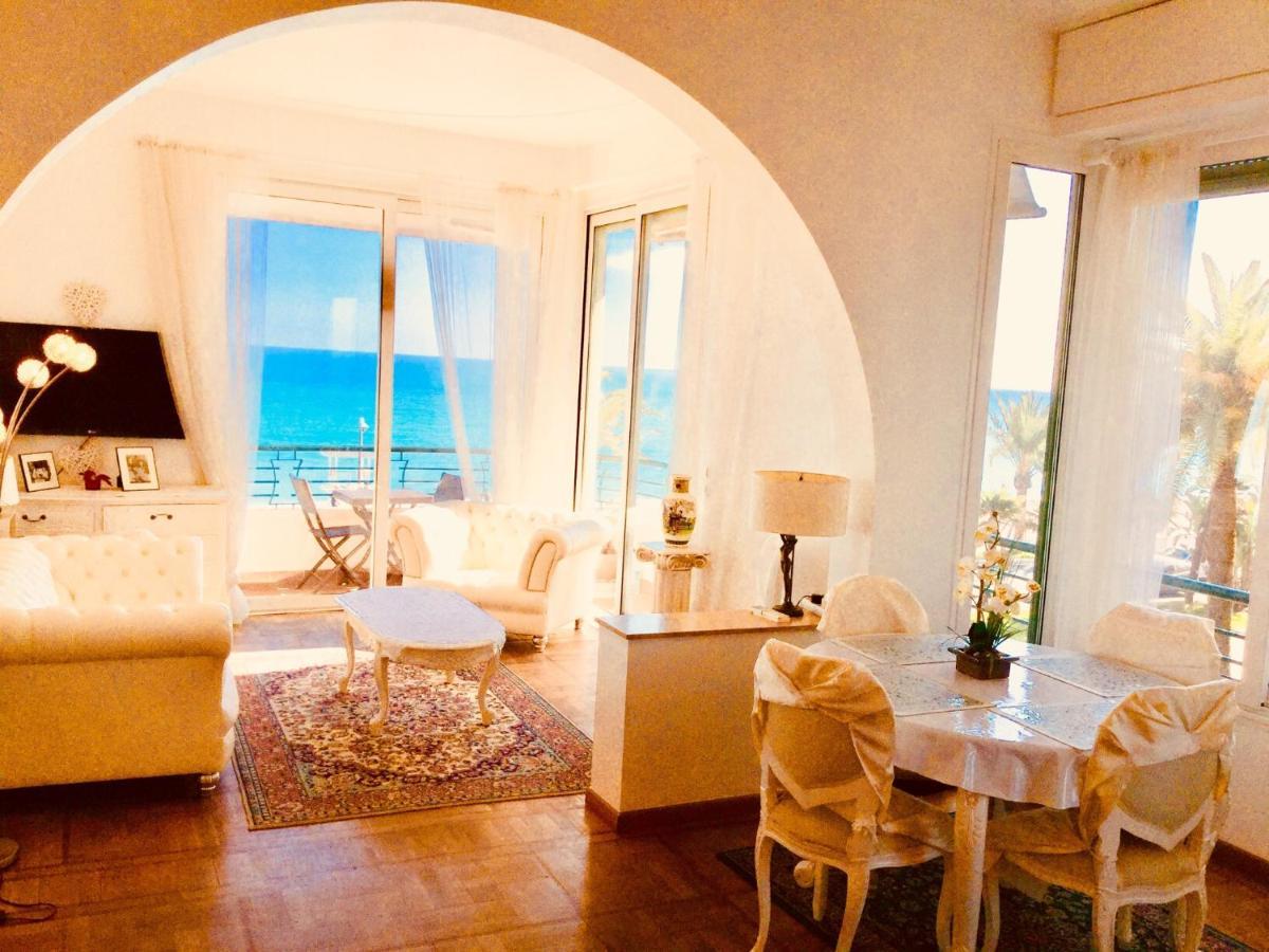 Endless Stunning Mediterranean Sea Views Promenade Des Anglais Nice Buitenkant foto